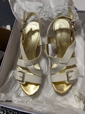 Marc Fisher White Leather Slingback Sandals with Gold Insole